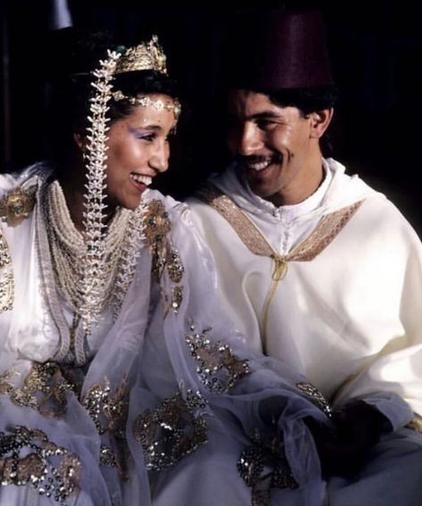 Moroccan Couple Aesthetic, Morocco Aesthetic, Moroccan Bride, Moroccan Aesthetic, Moroccan Jewelry, Wedding Henna, Arab Wedding, Moroccan Fashion, Moroccan Wedding