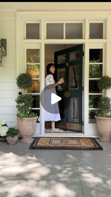 Shelby | Pretty in the Pines on Instagram: "Accessorizing the door with a vintage door knocker & welcome sign (both found on Etsy) + updated the kick plate to something a little less shiny! #frontdoordecor #frontporch #vintagestyle" Front Door Knockers, Pretty In The Pines, Georgian Colonial, Church House, Brass Door Knocker, California Vibe, Kick Plate, Cape House, Colonial Home