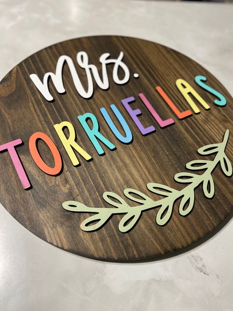 Circle Teacher Sign, Teacher Wood Signs Door Hangers, Teachers Presents, Cute Teacher Name Signs, Teacher Name Signs For Door, Personalized Teacher Door Sign, Teacher Name Signs For Door Cricut, Coastal Boutique, Teacher Door Hanger