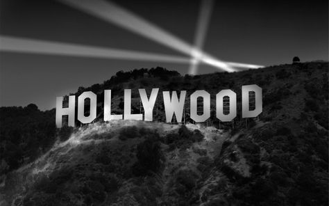 Hollywood Sign Hollywood Tattoo, Old Hollywood Aesthetic, Hollywood Aesthetic, American Landmarks, Hollywood Party Theme, Hollywood Theme, Old Hollywood Movies, Christian Movies, Hollywood Sign