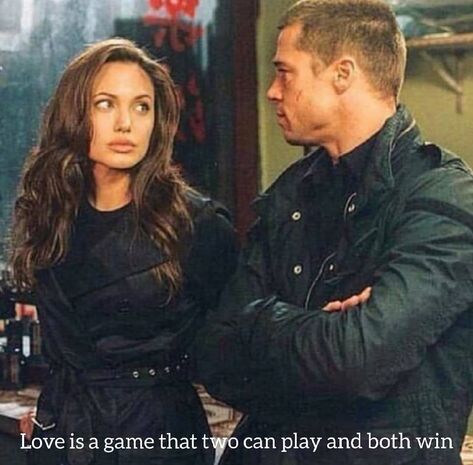 Ms And Mrs Smith, Couples Eyes Contact, Angelina Jolie Hair, Angelina Jolie Makeup, Rosie Huntington Whiteley Style, Angelina Jolie Style, Brad And Angelina, Mr And Mrs Smith, Brad Pitt And Angelina Jolie