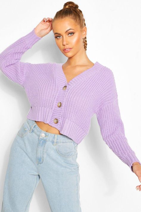 Chunky Knit Crop Cardigan #AFF, , #AD, #Aff, #Knit, #Crop, #Cardigan, #Chunky Knit Leggings Outfit, Cardigan Outfit Aesthetic, Cardigan Outfit, Pullover Mode, Cropped Pullover, Pullover Outfit, Grunge Look, Legging Outfits, Jeans Mom