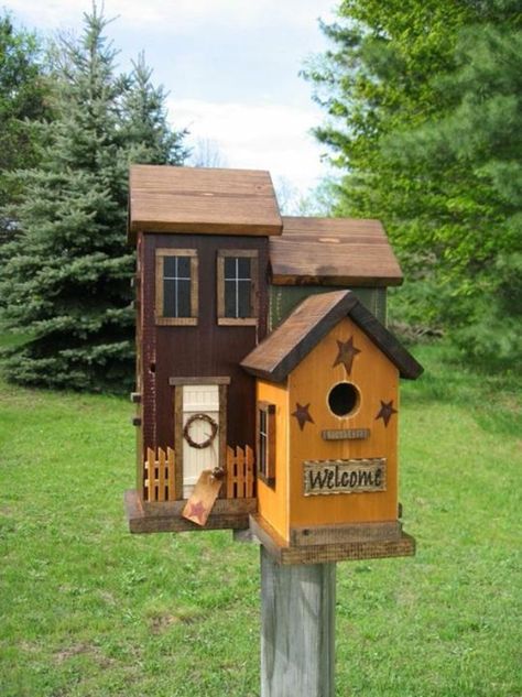 DIY Bird Houses - Build a Bird House - Easy Bird House Ideas for Kids and Adult To Make - Free Plans and Tutorials for Wooden, Simple, Upcyle Designs, Recycle Plastic and Creative Ways To Make Rustic Outdoor Decor and a Home for the Birds - Fun Projects for Your Backyard This Summer http://diyjoy.com/diy-bird-houses Saltbox Houses, Garden Birdhouses, Bird House Plans, Bird House Kits, Birdhouse Designs, Bird Aviary, Bird Houses Diy, Diy Birds, Casa Exterior