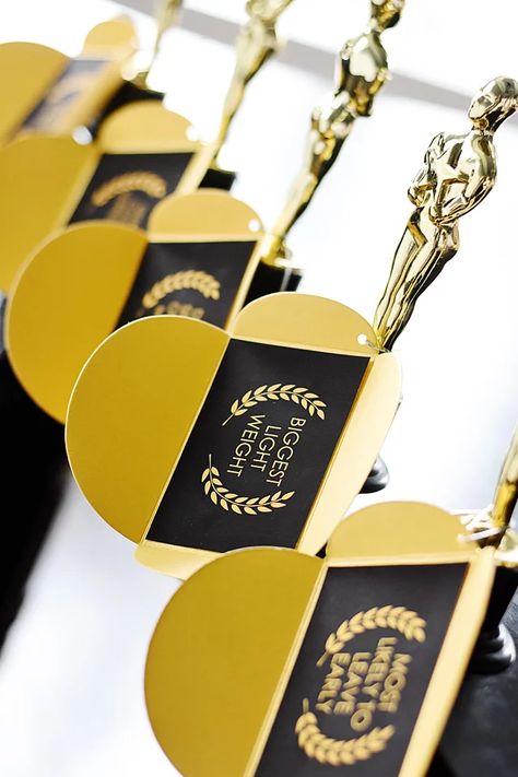 Funny Guest Awards for your Award Party - Favors - Mini Oscar Envelope Inserts with Hilarious Guest Awards Oscar Party Printables from Entertaining with Emily Etsy Shop https://www.etsy.com/shop/EmilyEntertains Oscar Party Favors, Talent Show Awards, Award Show Party, Oscar Theme, Oscars Theme Party, Envelope Inserts, Hollywood Birthday Parties, Golden Awards, Prom 23