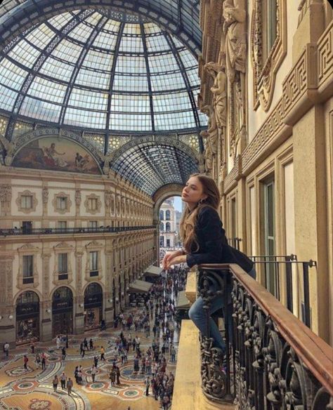 Xenia Tchoumitcheva, Milan Travel, Rome Photo, Italy Pictures, Living In Europe, Italy Aesthetic, Italy Photo, Italian Summer, European Summer