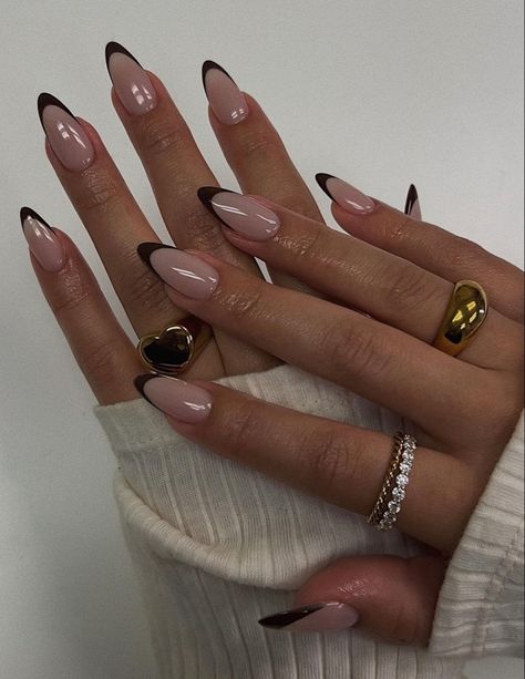 Dark Burgundy French Tip Nails, Fall French Nails Almond, Best Fall Nails 2024, Dark Brown French Tip Nails Almond, Brown French Tip Nails With Chrome, Brown French Almond Nails, Dark Almond Nails Fall, Subtle Halloween Nails Acrylic, Brown French Nails Almond