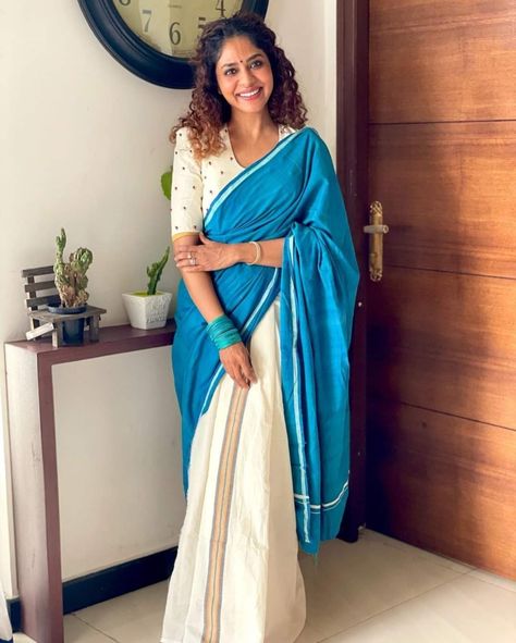 Prarthana Indrajith, Indian Fits, Onam Outfits, Wamiqa Gabbi, Saree Jewellery, Kerala Saree, Saree Fashion, Casual Indian Fashion, Saree Designs Party Wear