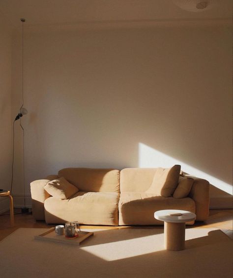 Interiors • Instagram Hay Couch, Couch Beige, Hay Mags, Soft Minimalism, Hay Design, Amazing Pictures, Vintage Interior, Busy Bee, Living Room Inspo