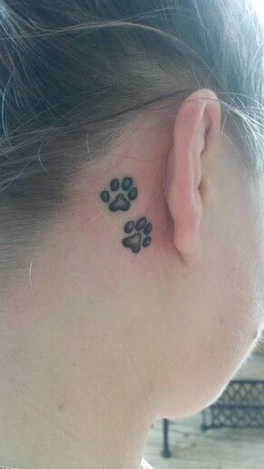 Dog Paw Tattoo Behind Ear, Pawprint Tattoo Behind Ear, Paw Print Tattoo Behind Ear, Tattoo Paw, Hand Tatts, Side Neck Tattoo, Pawprint Tattoo, Dog Paw Tattoo, Paw Tattoo