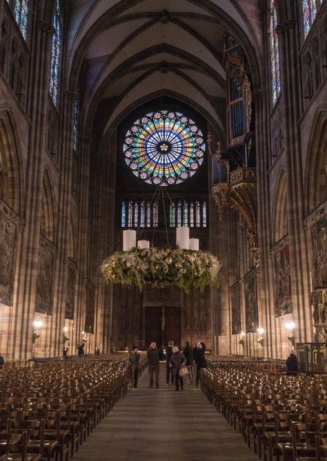 inside strasbourg cathedral during christmas with its advent wreath Strasburg France, Ef Tours, Modern Christmas Trees, Strasbourg Christmas, Strasbourg Cathedral, Xmas Reindeer, Advent Calendar Christmas, Wedding Portrait Poses, Christmas Modern