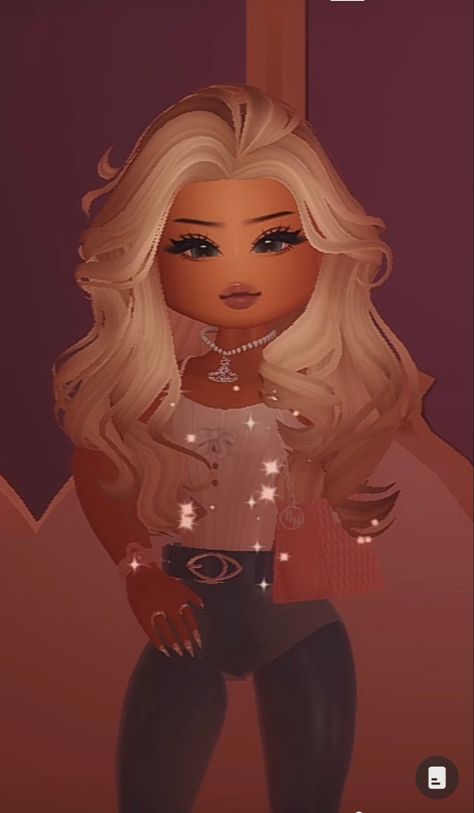 Green Glamor Royale High, Pretty Preppy Royal High Sunset Island, Darling Academia Uniform Royale High, Royale High Celebrity Look Alike, Royalloween Outfits, Royal High Hair Ideas, Misunderstood Royale High Outfits, Royale High Faces Ideas, Royal High Hair Combos