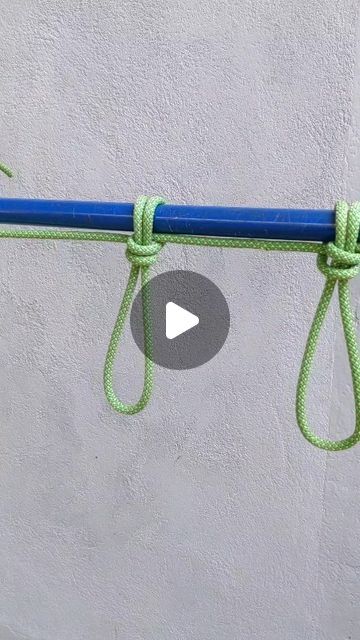 Tying Knots Ropes, Knot Tying, How To Tie A Rope For Hanging, Different Knots Ropes, Knot For Hanging Plant, Navy Knots Tutorial, Rope Knots For Lifting, Climbing Knots, Camping Knots