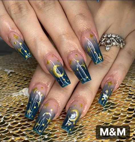 Masquerade Acrylic Nails, Moon Theme Nails, Acrylic Nails With Moon And Stars, Dark Blue And Gold Nail Designs, Dark Blue Gold Nails, Moon Themed Nails, Astrology Nails Acrylic, Day And Night Nails, Blue Starry Nails