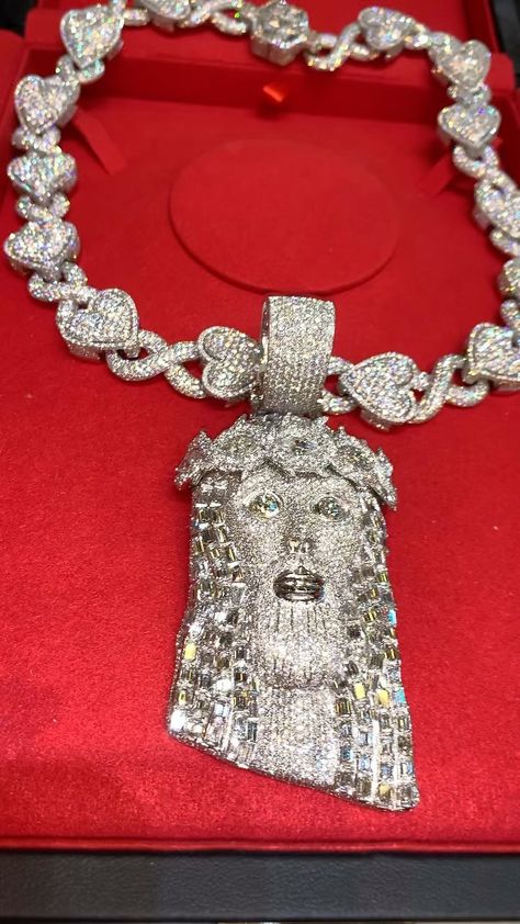 My JESUS Pieces are DIFFERENT ❤️ ♾ !!! Pristine Jewelers NYC | Instagram Pristine Jewelers, Jesus Piece Chain, Opals Jewelry, Big Gold Chains, My Jesus, Jesus Piece, Fire Jewelry, Rapper Jewelry, Nyc Instagram