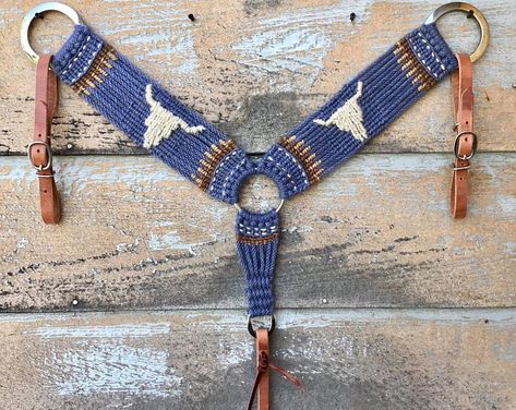 Barrel Racing Tack Sets, Barrel Racing Tack Rodeo, Bling Horse Tack, Horse Riding Outfit, Leather Working Patterns, Barrel Racing Tack, Western Horse Tack, Cowgirl Bling, Horse Equipment