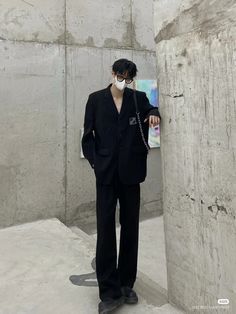 Korean Street Fashion Mens Formal, Douyin Male Outfit, Douyin Outfits Men, Douyin Male Fashion, Debut Outfit For Men, Korean Street Fashion Men, 18th Birthday Outfit, Goth Fits, Street Style Outfits Men