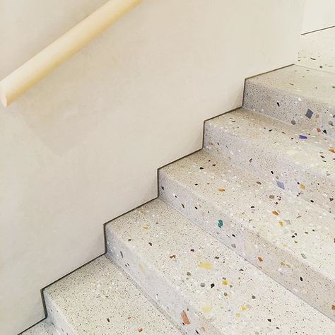 Terrazzo perfection  @tamsinjohnson Terrazzo Stairs, Terrazo Flooring, Detail Arsitektur, Escalier Design, Stair Handrail, Terrazzo Flooring, Interior Stairs, 아파트 인테리어, Staircase Design