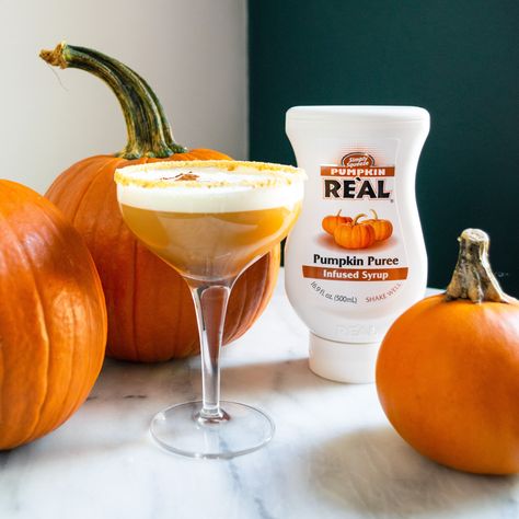 What better way to celebrate National Pumpkin Day than with a Pumpkin Pie Martini? Pumpkin Reàl makes it so easy, it's scary. 🎃   RECIPE 1.5 oz (45 ml) Pumpkin Reàl 1.5 oz (45 ml) vanilla vodka 2 oz (60 ml) half-and-half  DIRECTIONS Shake & strain  #ReàlInfusedExotics #NationalPumpkinDay #HalloweenCocktail #Martini #PumpkinMartini Pumpkin Martini, Pumpkin Pie Martini, Sodium Alginate, Prickly Pear Margarita, Martini Ingredients, Pumpkin Syrup, Italian Soda, Vanilla Vodka, Winter Cocktails