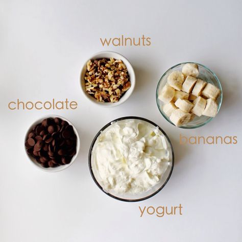 Chunky Monkey Frozen Yogurt #recipe Chunky Monkey Yogurt Bites, Chunky Monkey Yogurt Clusters, Chunky Monkey Frozen Yogurt Bites, Banana Frozen Yogurt, Chunky Monkey Ice Cream, Homemade Frozen Yogurt, Frozen Yogurt Bites, Frozen Yogurt Bark, Banana Snacks