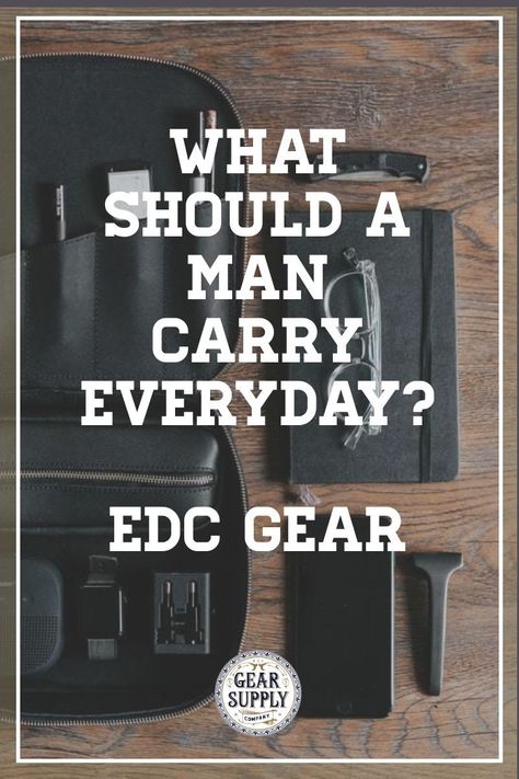 Edc Essentials Men, Apacolypse Gear, Everyday Carry Essentials Men, Gym Bag Essentials Mens, Cool Tools For Men, Go Bag List, Mochila Edc, Urban Tactical, Everyday Carry Essentials