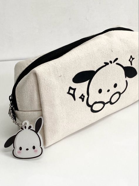 Cute Stationary School Supplies, Karakter Sanrio, Stylish School Bags, School Bag Essentials, Cute Pencil Case, Cute School Stationary, Cool School Supplies, Stationary School, Cute Stationary