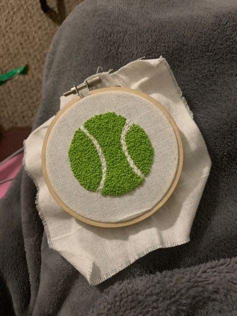 Tennis Embroidery, Tufting Ideas, Sewing Diy, Tennis Balls, Tennis Ball, Bead Embroidery, Beaded Embroidery, Diy Sewing, Cross Stitch Embroidery