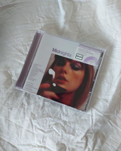 Taylor swift midnights lavender edition, hits different Midnights Lavender Edition, Taylor Swift Midnights Lavender, Taylor Swift Midnights, Hits Different, Sweet Nothings, Digital Diary, Unique Photo, Taylor Swift, Swift