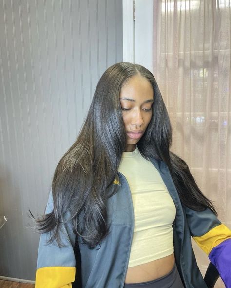 Long Relaxed Hair, Silk Press Hair, Pressed Natural Hair, Silk Press Natural Hair, Long Shiny Hair, Frontal Wig Hairstyles, Quick Weave Hairstyles, Flat Iron Hair Styles, Black Hair Care