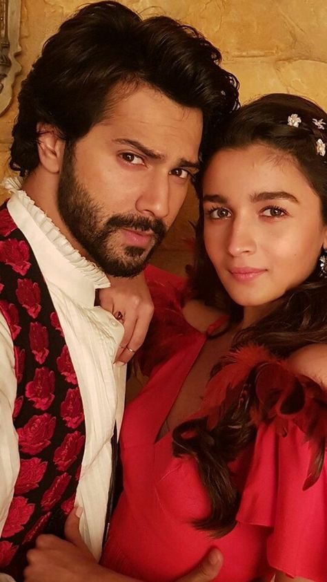 Alia Bhatt Varun Dhawan, Alia And Varun, Virat And Anushka, Alia Bhatt Photoshoot, Cutest Couple Ever, Bollywood Couples, Varun Dhawan, Tv Commercial, Cute Couple Selfies