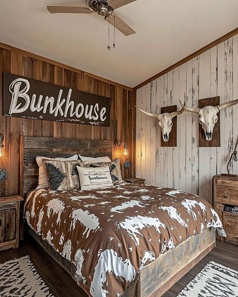 Western Farmhouse Living & Decor | Western Bedroom Inspo 🤎🤍 | Facebook Country Teen Bedroom, Western Bedrooms, Western Farmhouse, Western Bedroom, Decor Western, Western Home, Rustic Western Decor, Western Homes, Ranch Life