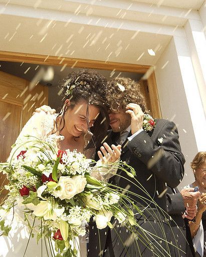 Italian Wedding Traditions, Ceremony Traditions, Italian Wedding Dress, Italian Bride, Best Places To Get Married, Egyptian Wedding, Married In Italy, Getting Married In Italy, Cowgirl Wedding