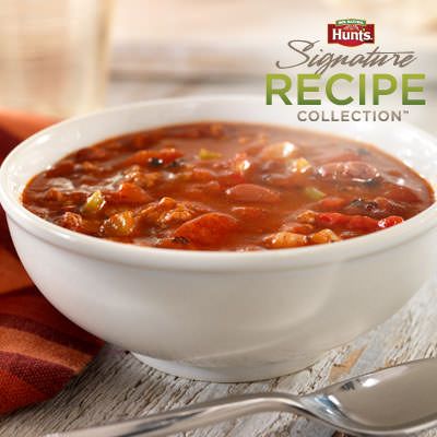 A special chili recipe made with ground beef, chili beans, fire-roasted tomatoes and the perfect blend of spices Tomato Bruschetta Recipe, Signature Recipes, Chilli Recipe, Beef Chili Recipe, Ready Set Eat, Tomatoes Recipes, Bruschetta Recipe, Chili Recipe Easy, Beef Chili