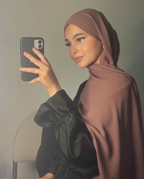 Estilo Hijab, Hijabi Fits, Stile Hijab, Mode Hijabi, Simple Hijab, Hijab Style Tutorial, Street Hijab Fashion, Stylish Hijab, Modern Hijab Fashion