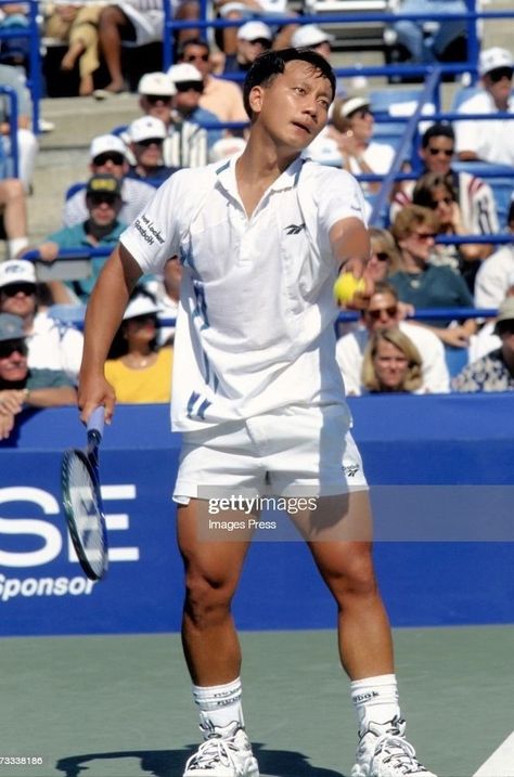 Michael Chang, Vintage Tennis, Mens Tennis, Sports Stars, Successful People, Famous Faces, Tennis, The Past, Stars