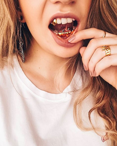 Gangsta Grillz, Bottom Grillz, Shine On, Black Culture, Luxury Jewelry, Grilling, Instagram Photo, Gold, On Instagram