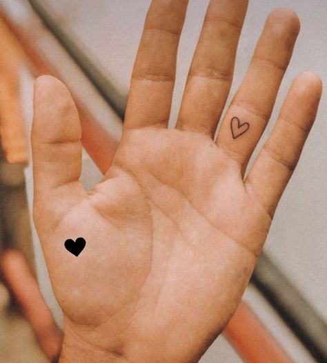 Hand Palm Tattoos For Women, Tattoo On Palm, Mini Heart Tattoo, Left Hand Tattoo, Hand Palm Tattoos, Fist Tattoo, Heart Tat, Tattoo 2023, Finger Tattoo For Women