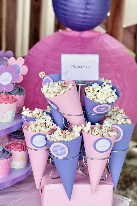 Pink and Purple Birthday Party Ideas | Photo 2 of 23 | Catch My Party Purple Birthday Party Ideas, Pink And Purple Birthday, Pink Purple Party, Princess Sofia Birthday, Lila Party, Princess Sofia Party, Sofia The First Birthday Party, Princesa Sophia, Purple Birthday Party