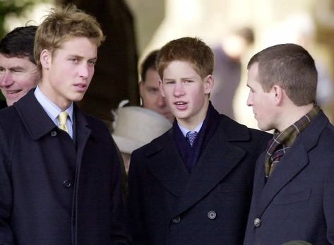 Prince Harry's birthday: The best pictures from every year of his life - Insider Royal Military Academy Sandhurst, Royal Family Christmas, Heavy Is The Crown, Chubby Baby, Peter Phillips, Prinz Charles, Old Prince, Photos Of Prince, Principe William