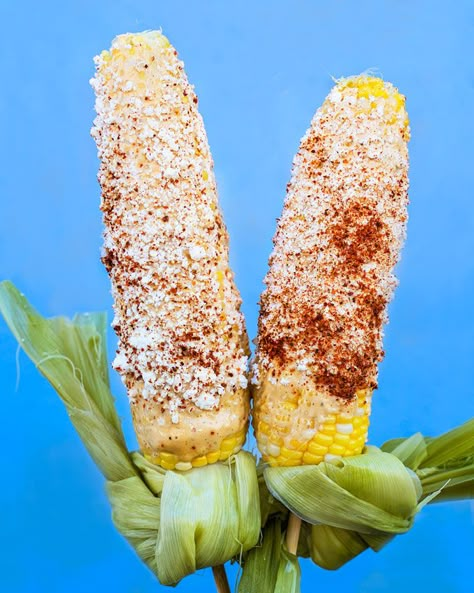 Elotes Y Esquites, Street Corn On The Cob, Elote Preparado, Caribbean Restaurant, Chipotle Mayo, Chipotle Sauce, Mexican Street Corn, Pulled Chicken, Vegan Mexican