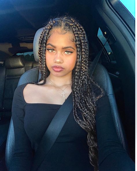 Siren Face, Catfish Girl, Pretty Dark Skin, Mixed Curly Hair, Cute Box Braids Hairstyles, Curly Hair Styles Easy, Girls Hairstyles Braids, Girls Braids, Curly Hair Inspiration