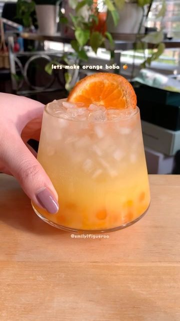 Boba Tea Recipe, Boba Recipe, Bubble Tea Recipe, Aesthetic Drinks, Decorações Com Comidas, Refreshing Drinks Recipes, Delicious Drink Recipes, Homemade Drinks, Food Drinks Dessert