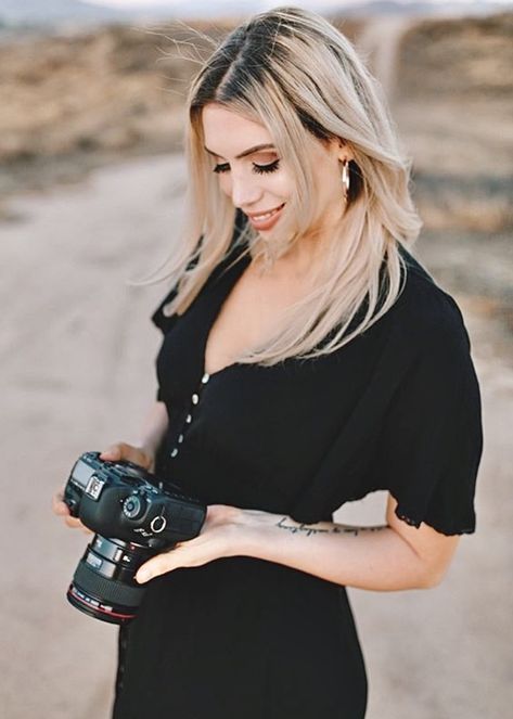 Photographer Self Portrait, Random Facts About Me, Southern California Photography, Creative Headshots, Family Lifestyle Photography, Photographer Outfit, Girls With Cameras, Temecula California, Headshots Women