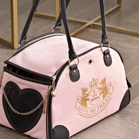 New With Tag Juicy Couture Small Pet/Dog Carrier. Perfect For Small Pets: Designed For Pets Up To 10lbs, This Carrier Is Ideal For Small Dogs And Cats. Airline Approved Dimensions Of 16 In X 10 In X 10 In. Folds Flat For Easy Transport. Princess Pets, Aliexpress Haul, Dog Carrier Purse, Small Dog Carrier, Beautiful Pets, Pink Juicy Couture, Movie Night Birthday Party, Fancy Dog, Pet Bag