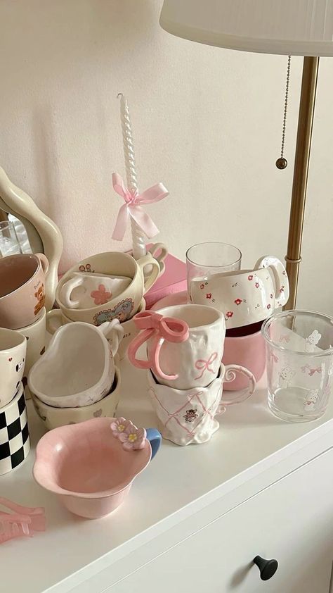 Soft Pink Kitchen Aesthetic, Send Help, Pretty Mugs, Pink Girly Things, Pottery Crafts, Cute Kitchen, Pink Vibes, Ceramics Pottery Art, Cute Cups