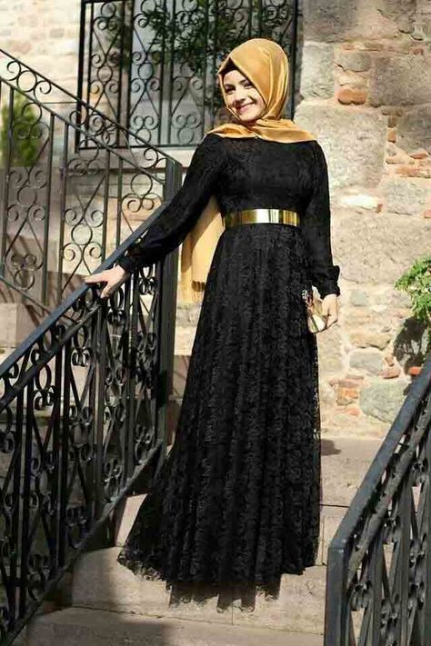 Black net frock style formal party wear abaya with hijab styles Dress Muslimah, Black Lace Prom Dress, Hijab Abaya, Gaun Fashion, Muslimah Dress, Muslim Dress, Abaya Designs, Dinner Dress, Hijabi Fashion