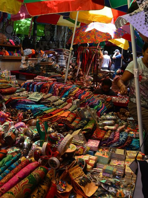 Ubud artisan market Artisan Market, Ubud, Bali, Indonesia, Holidays, Pins