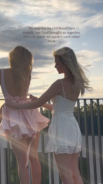 bibi on Instagram: "Female friendships >> Tag your bestie 🫶🏼 #freckles #summervibes #outfitofthenight #nightout #bestfriend #bff #summerootd #summerlover #teenagegirl #summeraesthetic #softgirlaesthetic #ootd #outfitinspo #girlssupportgirls #girlsgirl" Soft Friends Aesthetic, Female Besties Aesthetic, Pretty Best Friends Aesthetic, Bestie Goals Aesthetic, Two Girls Best Friends, Female Friendship Aesthetic, Bestie Scrapbook, Girl Best Friends Aesthetic, Female Friendship Quotes