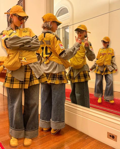 the fit I wore this day plus the food I ate !! :) #yellow #jersey #layering #plaid Colourful Layered Outfits, Yellow Pants Outfit, Layered Outfits, Yellow Jersey, Yellow Pants, Layering Outfits, Story Ideas, Pants Outfit, Fashion Inspo Outfits