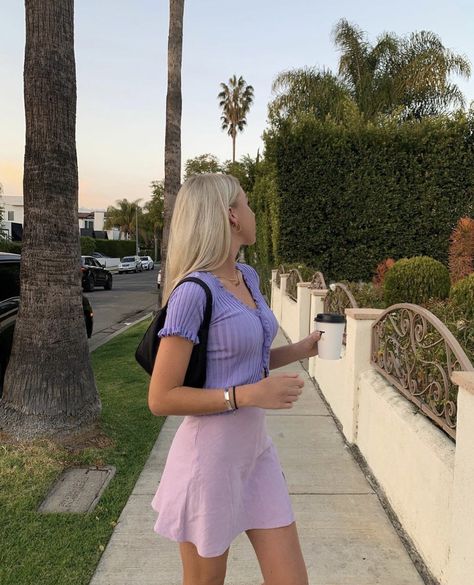 Overalls Outfit, Purple Outfits, Outfits Casual, Mode Vintage, Looks Vintage, Retro Outfits, Spring Summer Outfits, Outfits Casuales, Outfits Aesthetic