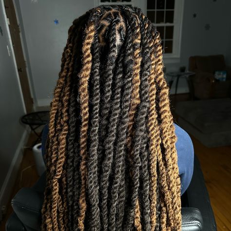 Extended Cuban Twists Over Locs 😍💞 + Client Mail 💌 Add a style to your next retwist. This is your sign 🗓️! Book Now , link in bio ⬆️ ⭐️ BE SURE to look at the add-ons as they are for you to cater your needs towards your next appointment. For any questions feel free to DM me before booking • • • • • • • • • • • • #baltimoreloctician #baltimorelocstylist #baltimorelocs #dmvlocs #dmvloctician #dmvlocstylist #mdloctician #mdlocstylist #baltimorestarterlocs #baltimoreextendedlocs #baltimorelo... Twists Over Locs, Cuban Twists, Starter Locs, Add Ons, Locs, Dm Me, To Look, Link In Bio, That Look